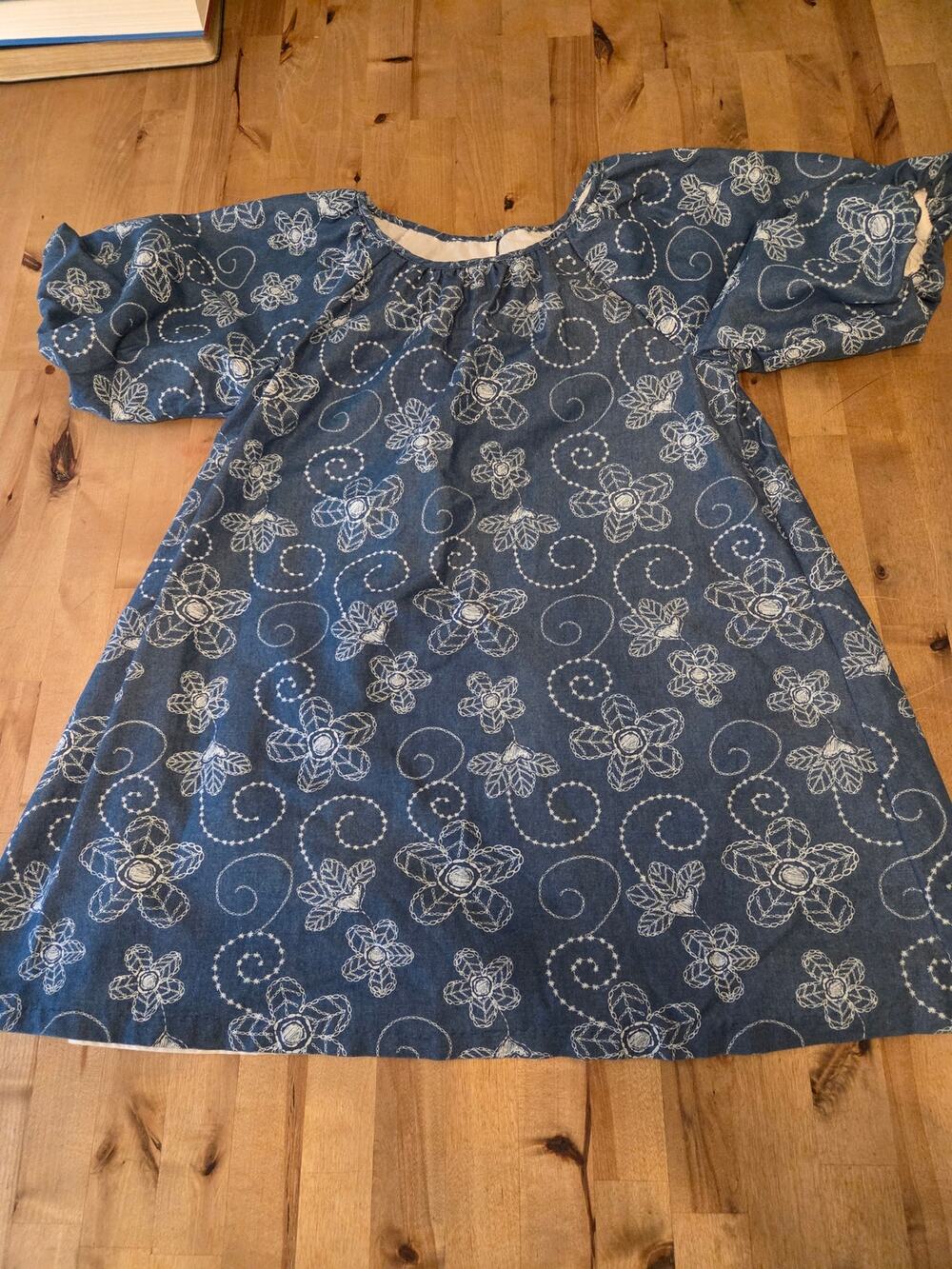 Bonnie Jean Girls Blue Embroidered Floral Dress Size 12 EUC